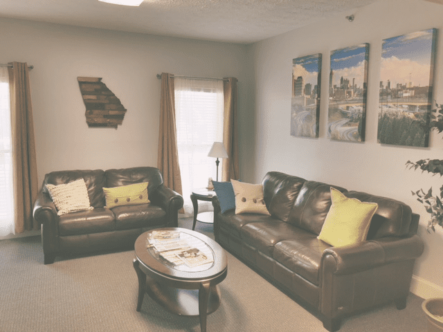Sellect Realty's Agent Meeting Lounge
